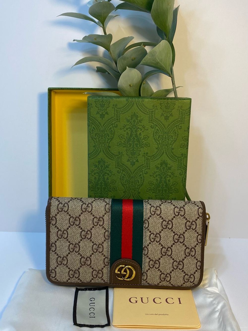 Gucci Ophidia GG Supreme Zip Around Wallet Brown Leather Web Stripe Gold Tone